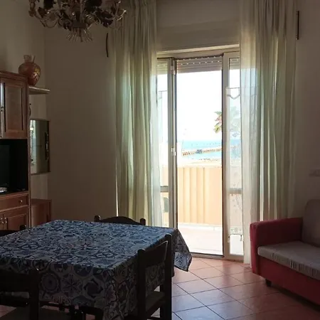 Διαμέρισμα Leodori *